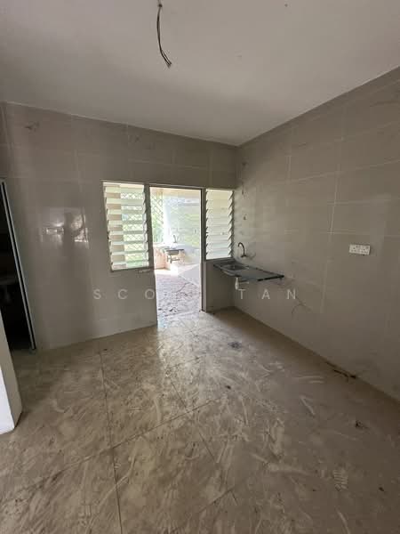 Rumah Teres 3 Tingkat untuk Dijual di Taman Mesra Utama (Balakong) - Scott Tan - Kitchen - PropertyGuru.com.my
