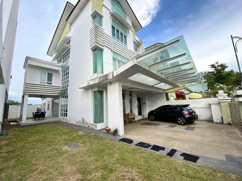 Bungalow for Sale in Kajang (Selangor) - Farid Fahmi - Exterior - PropertyGuru.com.my
