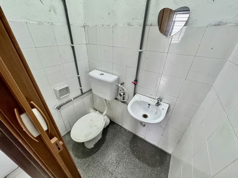 Rumah Teres 2 Tingkat untuk Dijual di Bukit Beruntung (Selangor) - Clement Wong - PropertyGuru.com.my