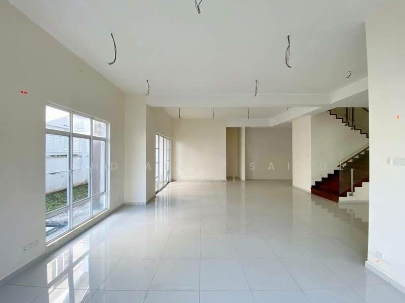 Semi-Detached House for Sale in D'Kayangan (Shah Alam) - Mohd Aizat Saiful Bahri - Living Room - PropertyGuru.com.my