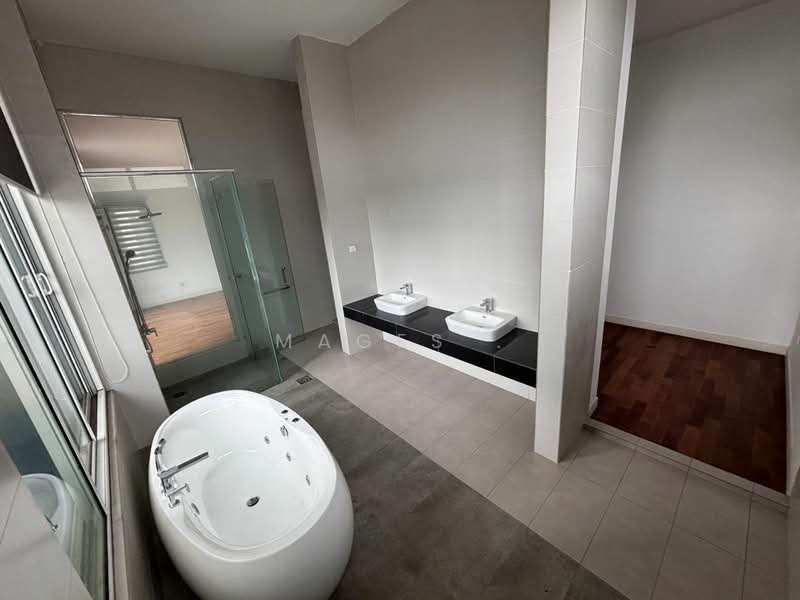 Bungalow for Sale in Bandar Botanic (Klang) - Mages . - Bathroom - PropertyGuru.com.my