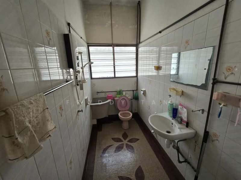 Semi-Detached House for Sale in Batu Uban (Gelugor) - Freddy Tan - PropertyGuru.com.my