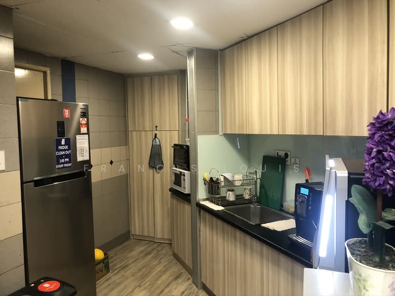 Office for Rent in Seksyen 52 (Petaling Jaya) - Francis Louis - Kitchen - PropertyGuru.com.my