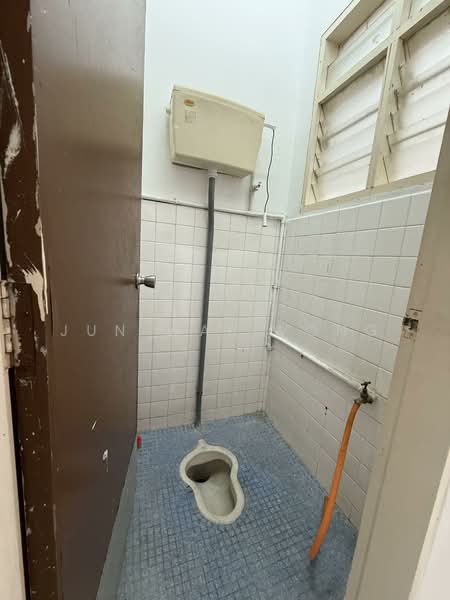1-storey Terraced House for Sale in Labu (Negeri Sembilan) - Jun Wai Wong - Bathroom - PropertyGuru.com.my