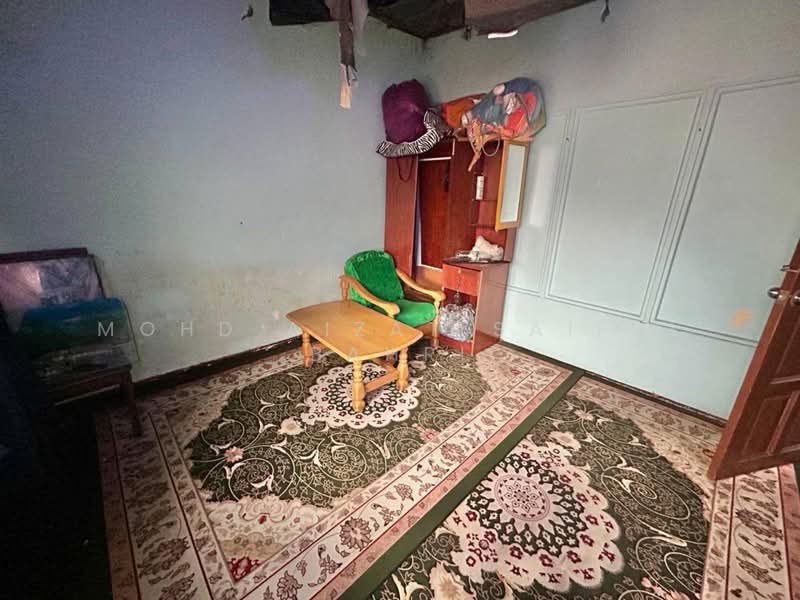 2-storey Terraced House for Sale in Seksyen 1a (Petaling Jaya) - Mohd Aizat Saiful Bahri - Interior - PropertyGuru.com.my