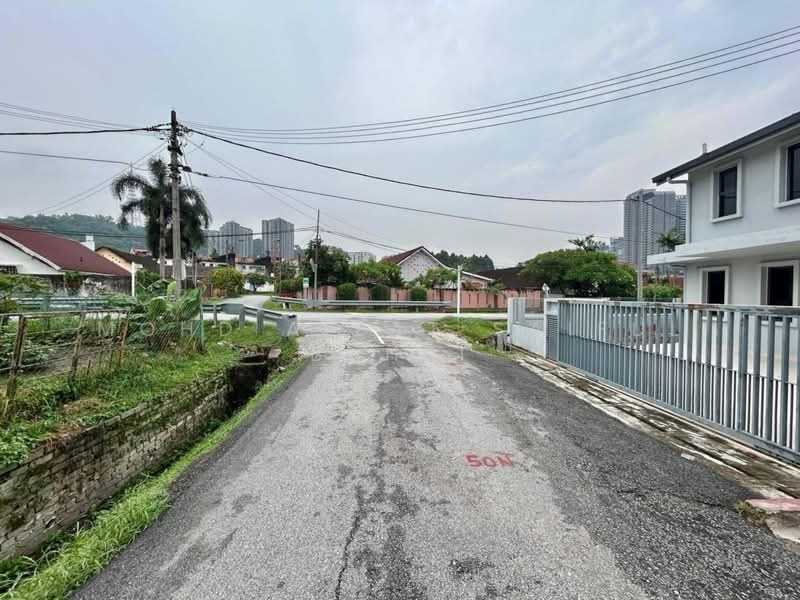 2-storey Terraced House for Sale in Seksyen 1a (Petaling Jaya) - Mohd Aizat Saiful Bahri - Exterior - PropertyGuru.com.my
