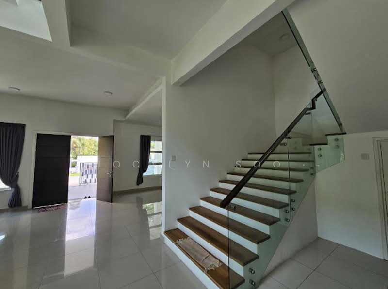 Zero-Lot Bungalow for Sale in Bandar Sungai Long (Selangor) - Jocelyn Soo - Entrance - PropertyGuru.com.my