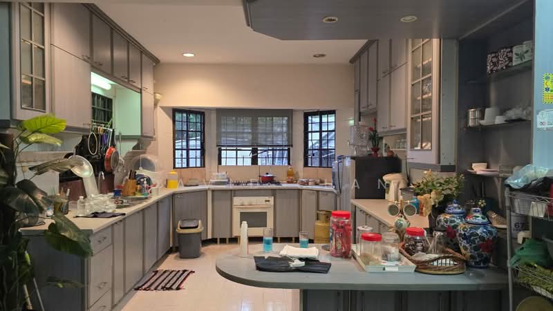 Bungalow for Rent in SS1 (Petaling Jaya) - David Chan - Kitchen - PropertyGuru.com.my