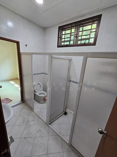 2-storey Terraced House for Sale in Taman Suria Muafakat (Johor Bahru) - Susheela A/P K.Mahendran - Bathroom - PropertyGuru.com.my