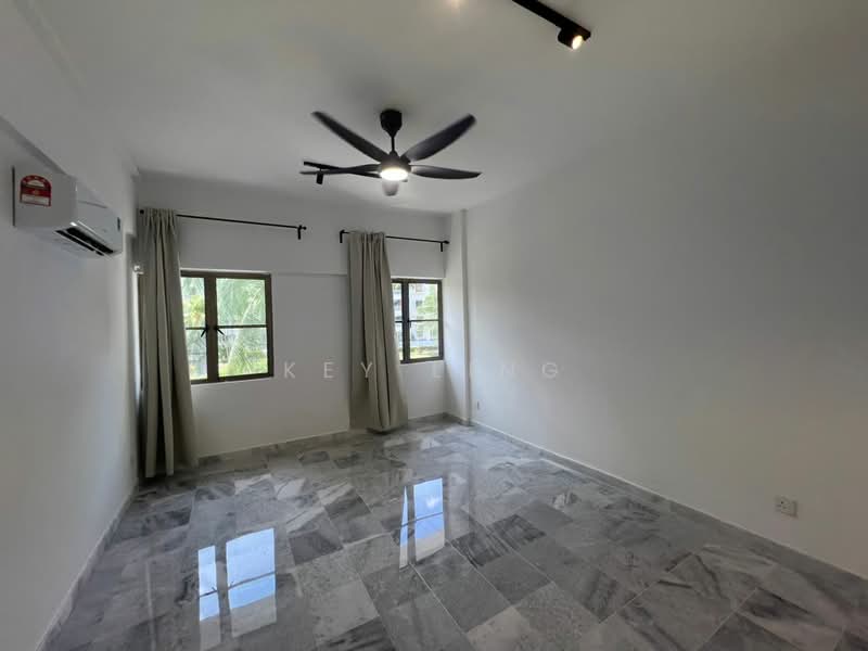 Condominium for Rent at Palmville Resort Condominium - Key Ling - Interior - PropertyGuru.com.my
