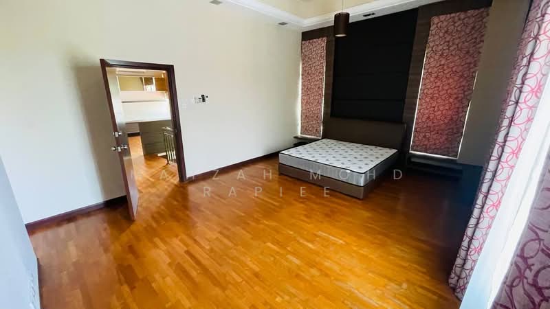 Bungalow for Sale in Setia Eco Park (Setia Alam) - Mahzah Mohd Rapiee - Bedroom - PropertyGuru.com.my