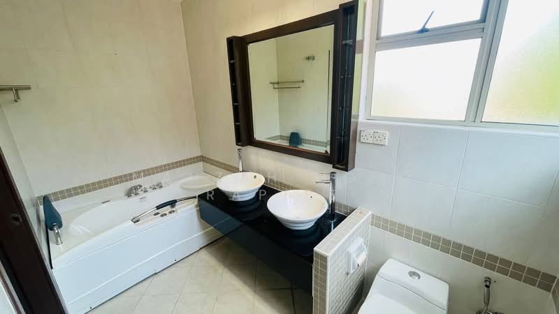 Bungalow for Sale in Setia Eco Park (Setia Alam) - Mahzah Mohd Rapiee - Bathroom - PropertyGuru.com.my