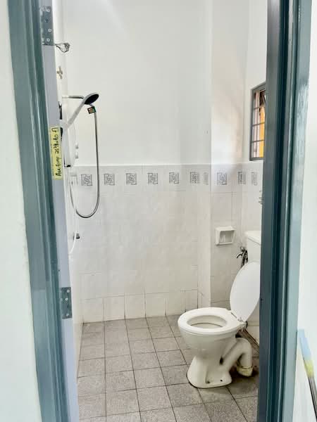 Rumah Teres 2 Tingkat untuk Dijual di Semenyih (Selangor) - Mala Palanisamy - Bathroom - PropertyGuru.com.my