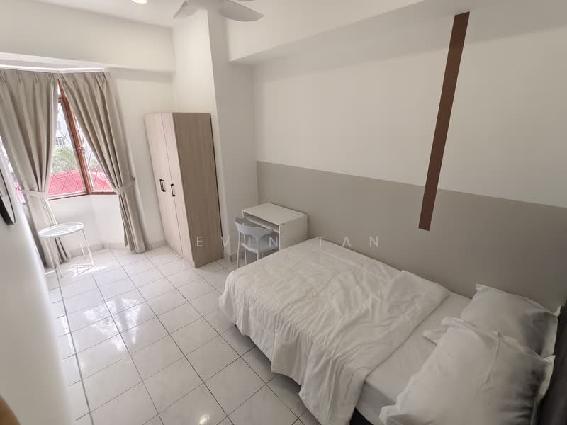 Kondominium untuk Disewa di Kelana Puteri - Kevin Tan - Bedroom - PropertyGuru.com.my