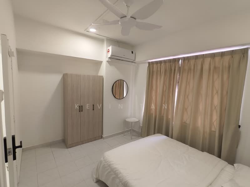 Kondominium untuk Disewa di Kelana Puteri - Kevin Tan - Bedroom - PropertyGuru.com.my