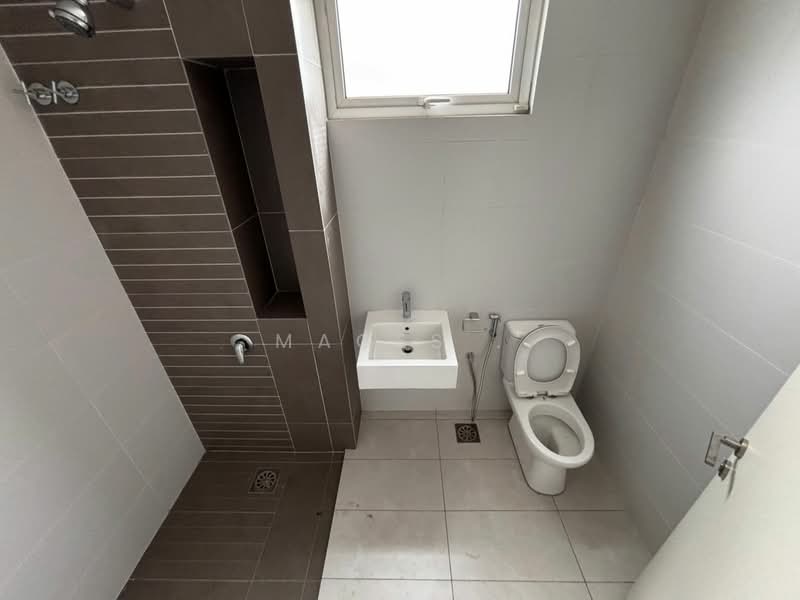 Rumah Banglo untuk Disewa di Bandar Botanic (Klang) - Mages . - Bathroom - PropertyGuru.com.my