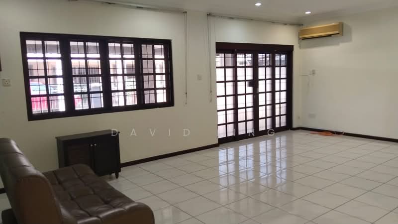 Rumah Berkembar untuk Dijual di Tabuan Heights (Kuching) - David Ling - Living Room - PropertyGuru.com.my