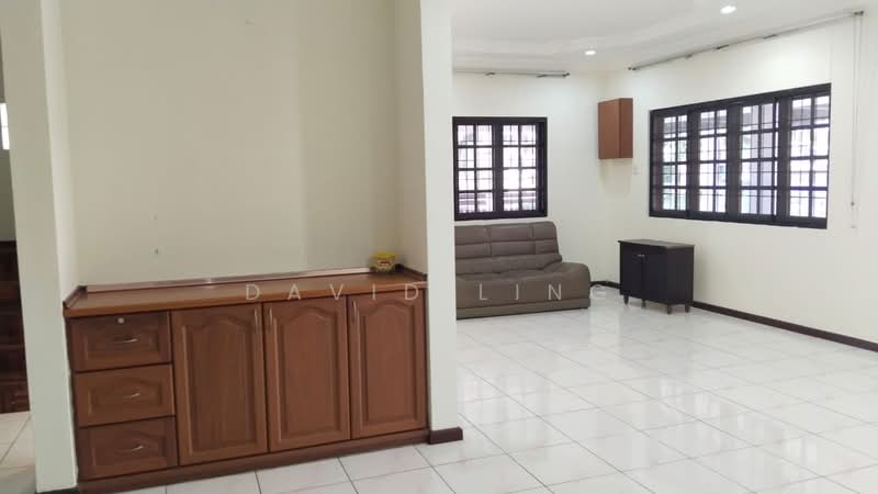 Rumah Berkembar untuk Dijual di Tabuan Heights (Kuching) - David Ling - Living Room - PropertyGuru.com.my