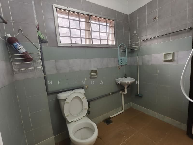 2-storey Terraced House for Sale in Bandar Baru Sungai Long (Kajang) - Melinda Goh - Bathroom - PropertyGuru.com.my