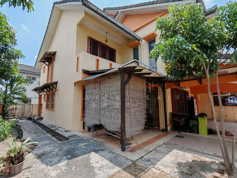 Rumah Teres 2 Tingkat untuk Dijual di Bandar Baru Bangi (Selangor) - Mohd Aizat Saiful Bahri - Exterior - PropertyGuru.com.my