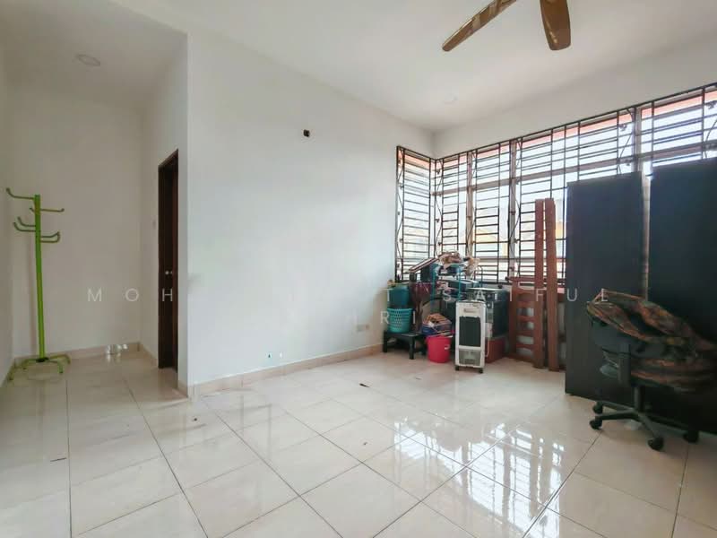 Rumah Teres 2 Tingkat untuk Dijual di Bandar Baru Bangi (Selangor) - Mohd Aizat Saiful Bahri - Living Room - PropertyGuru.com.my