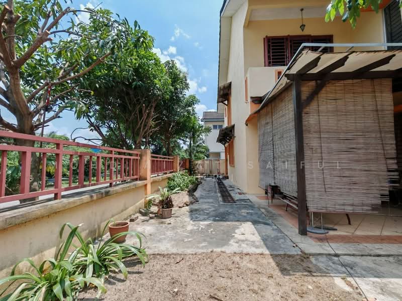 Rumah Teres 2 Tingkat untuk Dijual di Bandar Baru Bangi (Selangor) - Mohd Aizat Saiful Bahri - Exterior - PropertyGuru.com.my