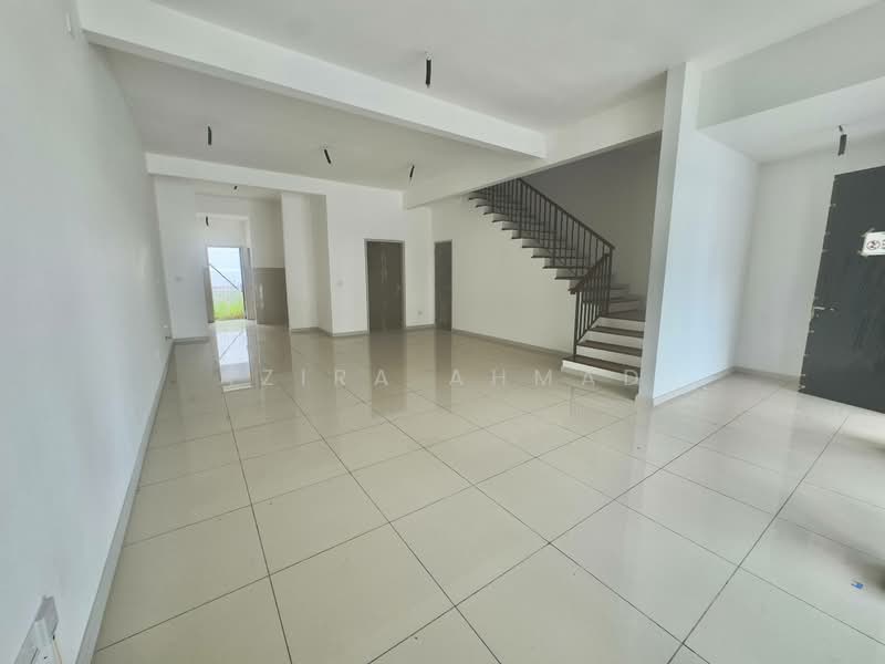 Rumah Teres 2 Tingkat untuk Dijual di Serene Heights (Semenyih) - Azira Ahmad - Interior - PropertyGuru.com.my