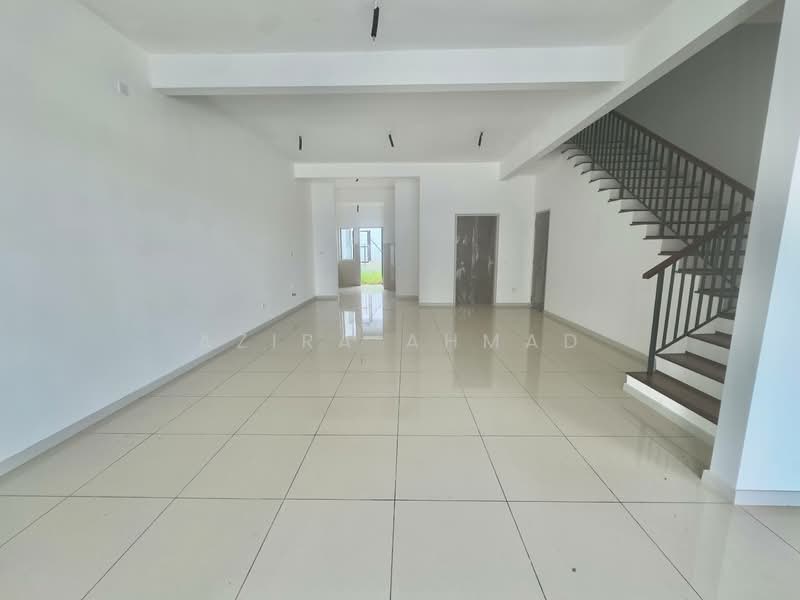 Rumah Teres 2 Tingkat untuk Dijual di Serene Heights (Semenyih) - Azira Ahmad - Interior - PropertyGuru.com.my