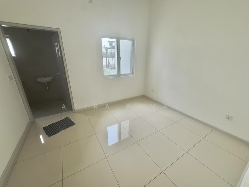 Rumah Teres 2 Tingkat untuk Dijual di Serene Heights (Semenyih) - Azira Ahmad - Interior - PropertyGuru.com.my