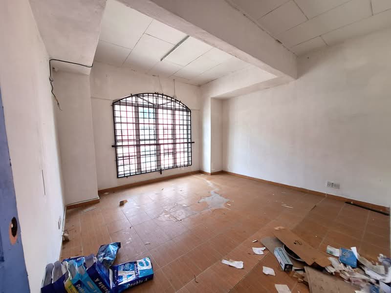 Shop / Office for Sale in Taman Bukit Cheras (Cheras) - Sean Loo - Interior - PropertyGuru.com.my