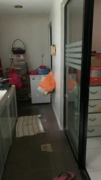 Rumah Teres 3 Tingkat untuk Dijual di Taman Tasik Damai (Sungai Besi) - CY Low - Kitchen - PropertyGuru.com.my