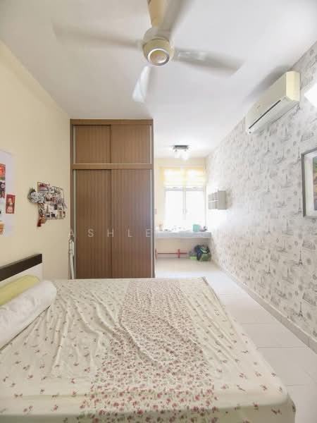 3-storey Terraced House for Sale in Sungai Ara (Penang) - Ashley Lim - Bedroom - PropertyGuru.com.my