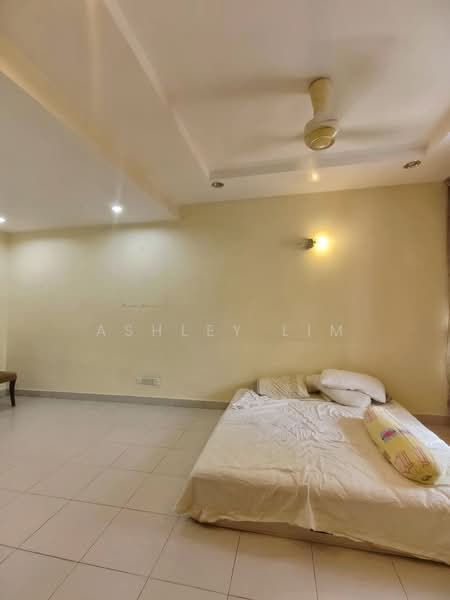3-storey Terraced House for Sale in Sungai Ara (Penang) - Ashley Lim - Bedroom - PropertyGuru.com.my