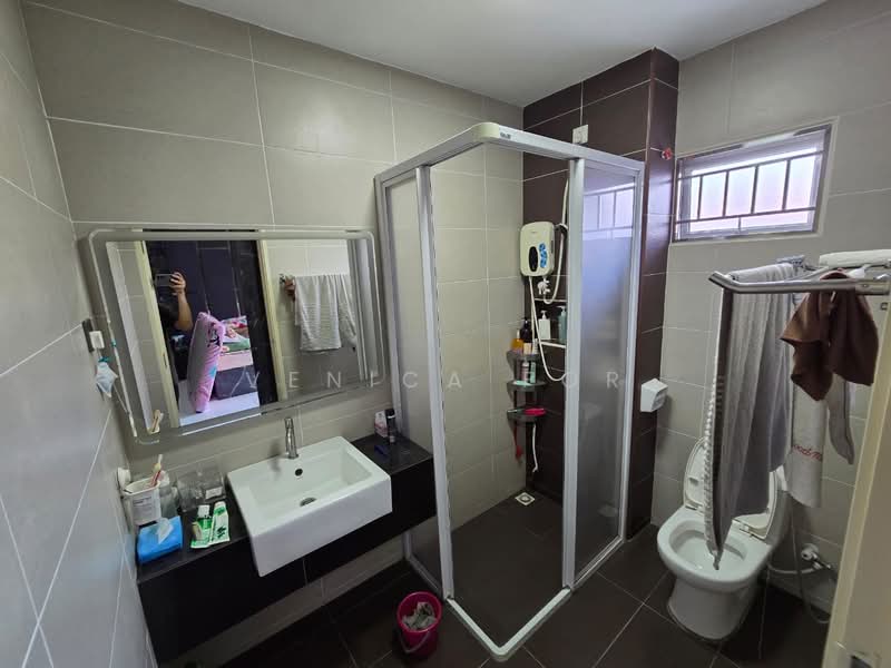 Rumah Teres untuk Dijual di Taman Mutiara Rini (Skudai) - Venica For - PropertyGuru.com.my