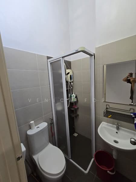 Rumah Teres untuk Dijual di Taman Mutiara Rini (Skudai) - Venica For - PropertyGuru.com.my