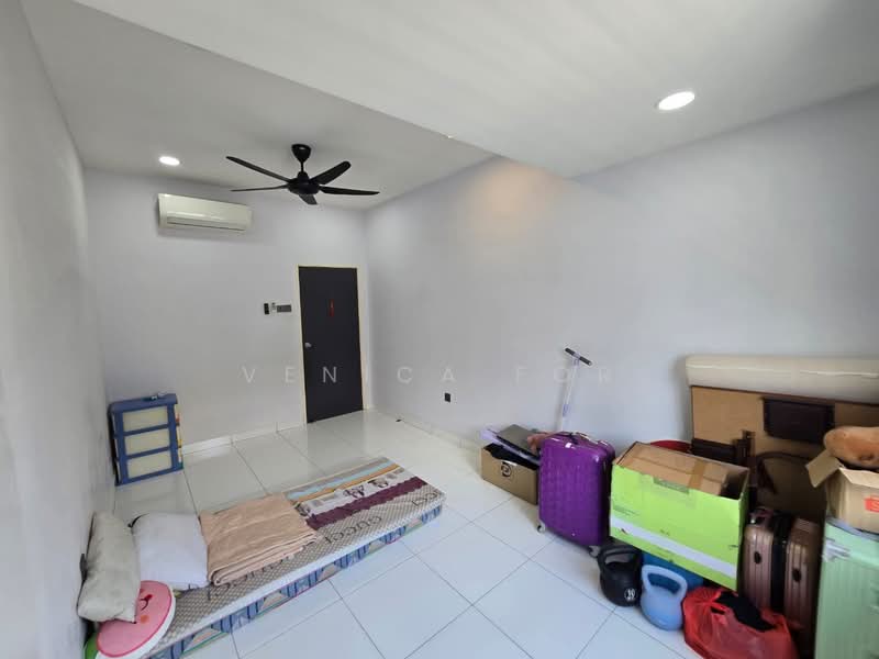 Rumah Teres untuk Dijual di Taman Mutiara Rini (Skudai) - Venica For - PropertyGuru.com.my