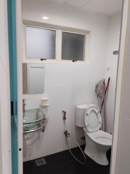 Rumah Teres untuk Dijual di Bandar Sungai Long (Selangor) - Ray Foo - Bathroom - PropertyGuru.com.my