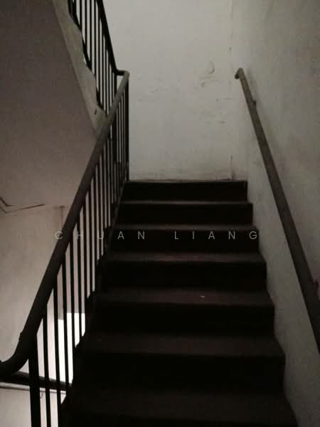 Kedai / Pejabat untuk Dijual di Taman Senai Utama (Kulai) - Chuan Liang - Stairway - PropertyGuru.com.my