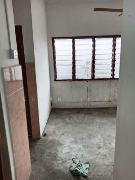 Kedai / Pejabat untuk Dijual di Taman Senai Utama (Kulai) - Chuan Liang - Interior - PropertyGuru.com.my