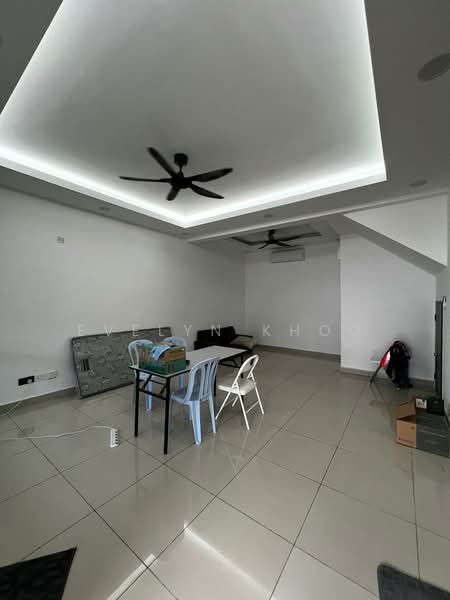 2-storey Terraced House for Rent in Taman Sari Alamanda (Serendah) - Evelyn Khoo - Dining Area - PropertyGuru.com.my