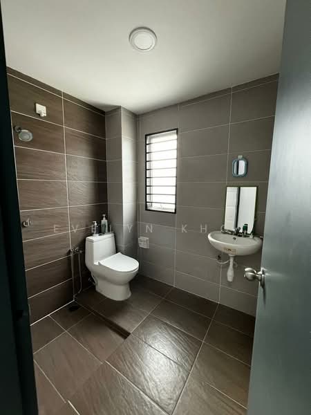 2-storey Terraced House for Rent in Taman Sari Alamanda (Serendah) - Evelyn Khoo - Bathroom - PropertyGuru.com.my
