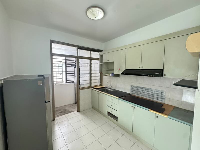 Servis Apartment untuk Dijual di Nusa Perdana Apartment - SY Tan - Kitchen - PropertyGuru.com.my