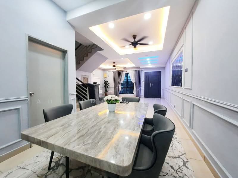 Terraced House for Sale in Bandar Putera 2 (Klang) - Zahiruddin Rahman - Dining Room - PropertyGuru.com.my