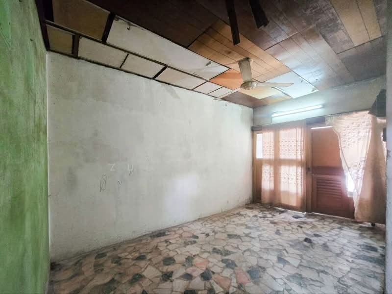 1-storey Terraced House for Sale in Taman Sri Segambut (Segambut) - Zul Syafiq - Interior - PropertyGuru.com.my