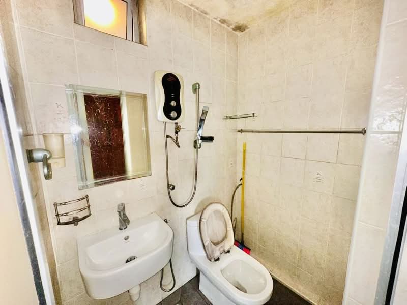 Apartment for Rent at Gambier Heights - KV LOO - Bathroom - PropertyGuru.com.my