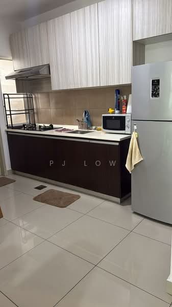 Condominium for Rent at Mutiara Ville - PJ Low - Kitchen - PropertyGuru.com.my