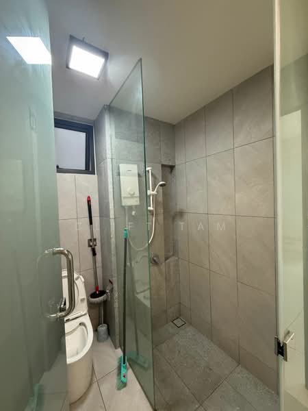 Servis Apartment untuk Disewa di Emerald 9 - Clift Tam - Bathroom - PropertyGuru.com.my