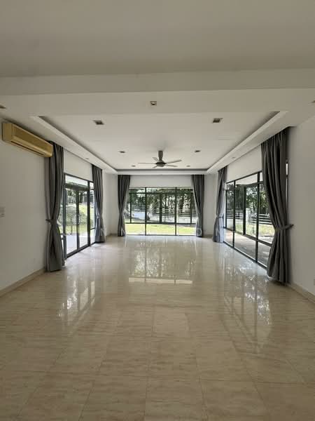 Rumah Banglo untuk Disewa di Valencia (Sungai Buloh) - Jenny Tong - Living Room - PropertyGuru.com.my