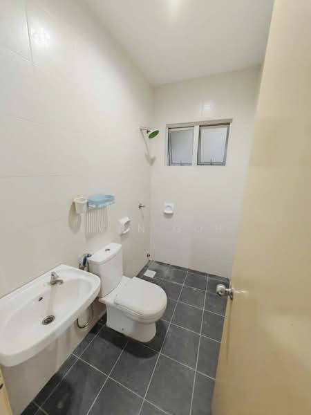 Townhouse for Rent in Taman Putra Perdana (Puchong) - Evan Goh - Bathroom - PropertyGuru.com.my