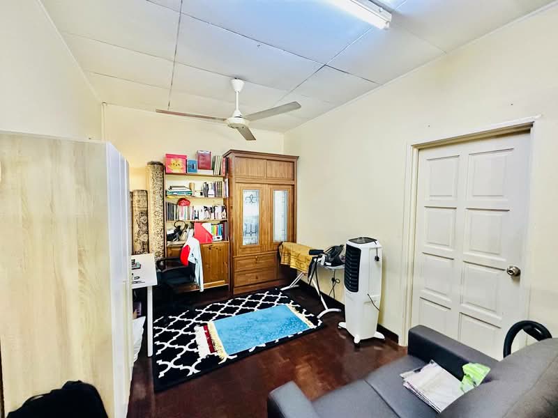 Terraced House for Sale in Alam Damai (Cheras) - Amni Manan - Living Room - PropertyGuru.com.my